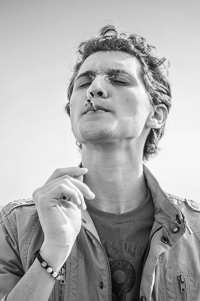 Юность дана для экспериментов...