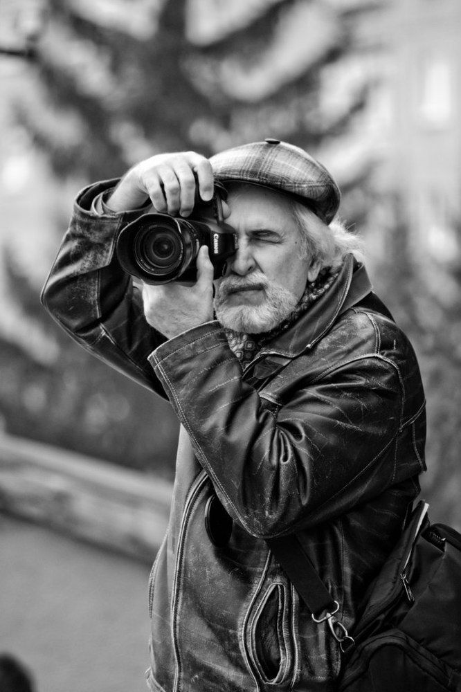 За работой..