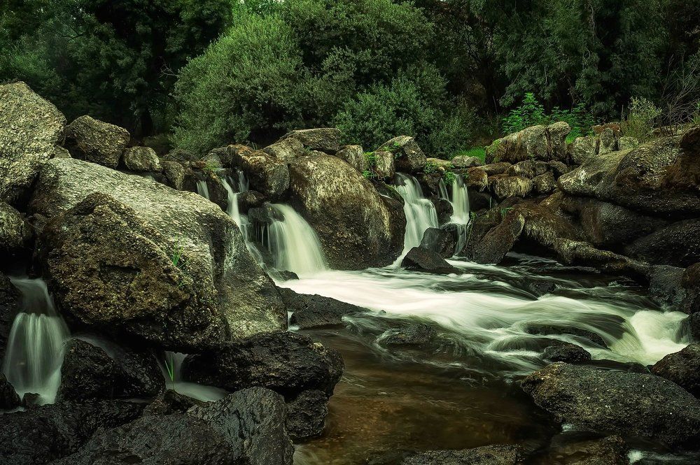 Peacefull Waterfall