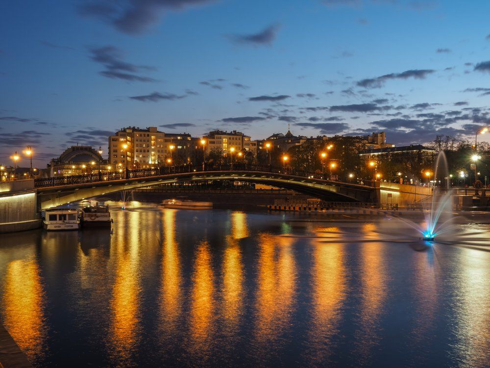 Вечерняя Москва