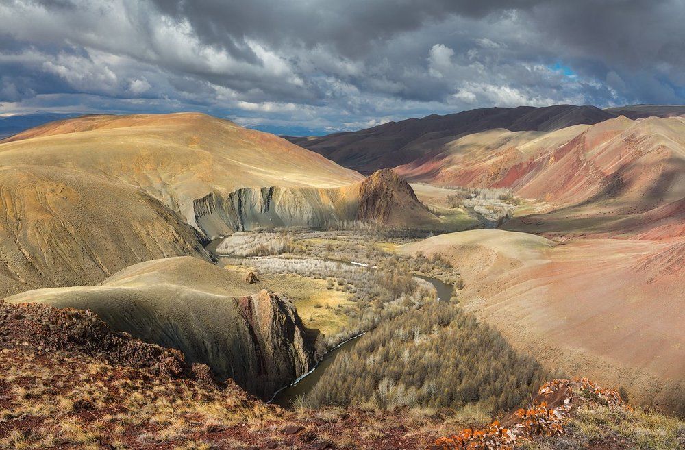 За Кок Хурээ...