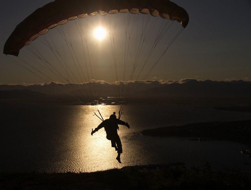 Полёт на закате
