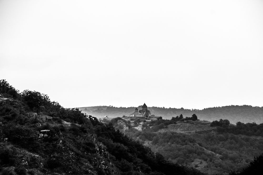 Монастырь в горах