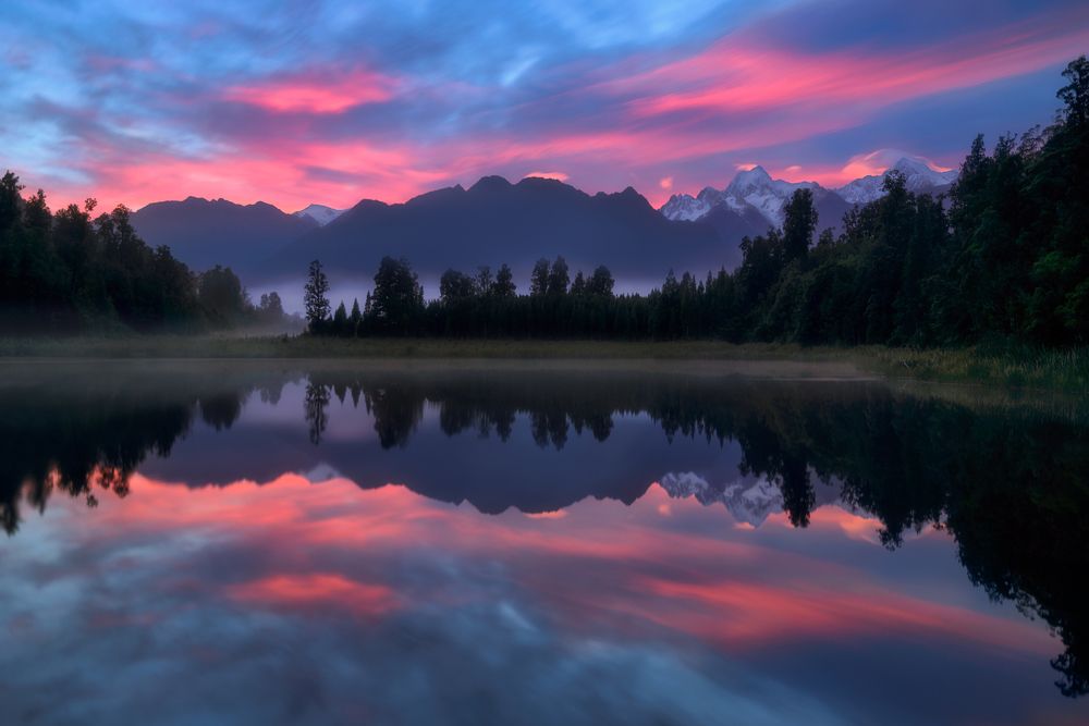 Lake Matheson sunrise