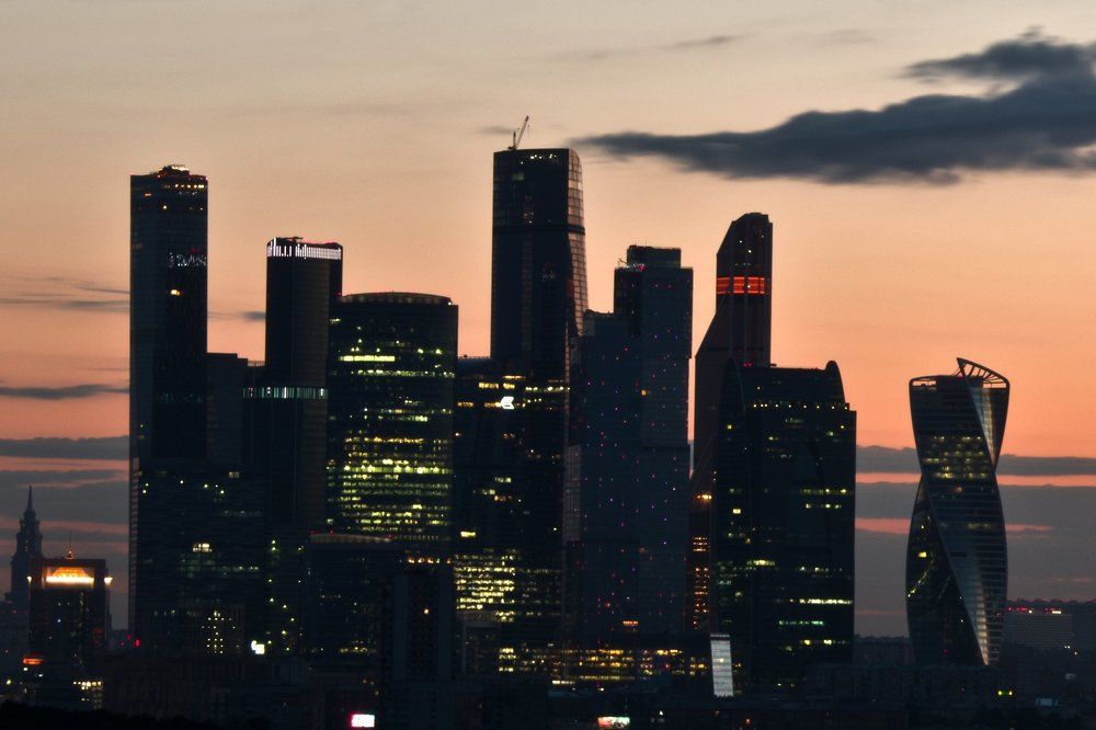 Город просыпается