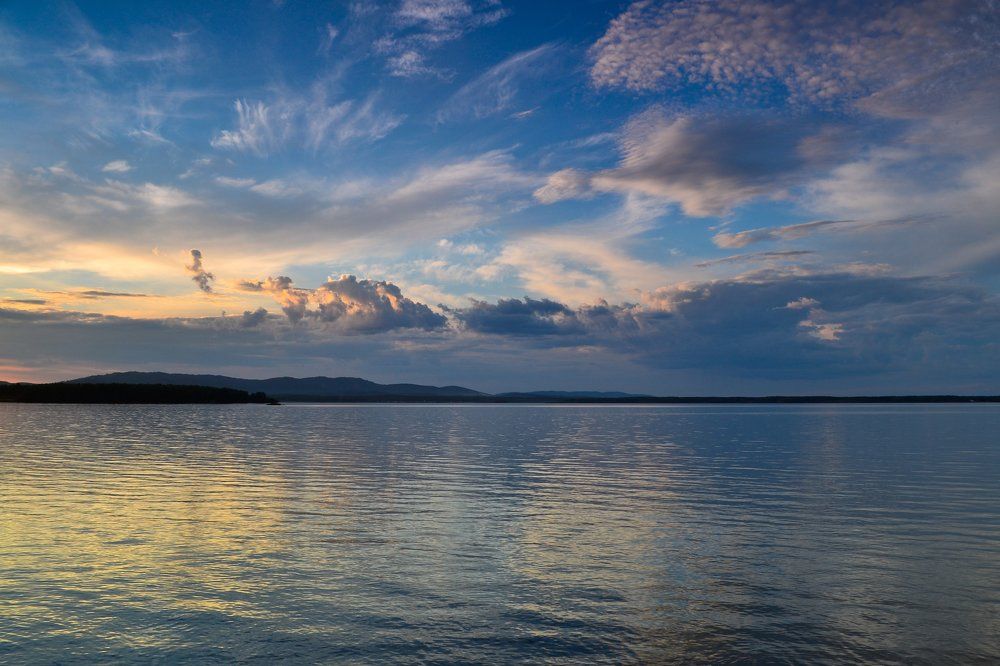 Вечер на озере