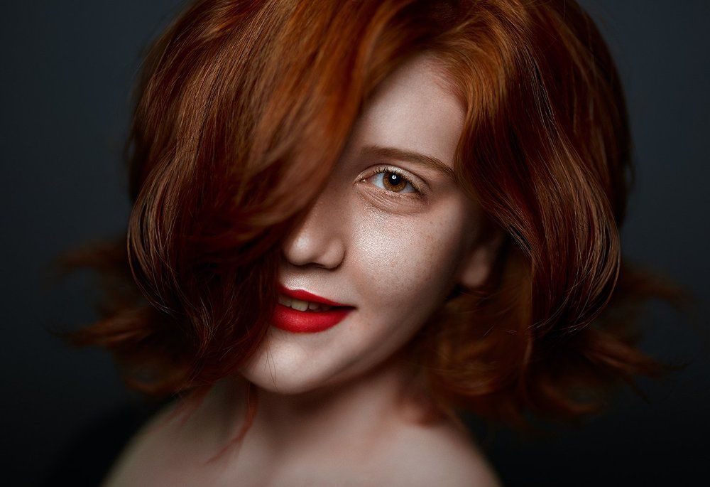 красные волосы