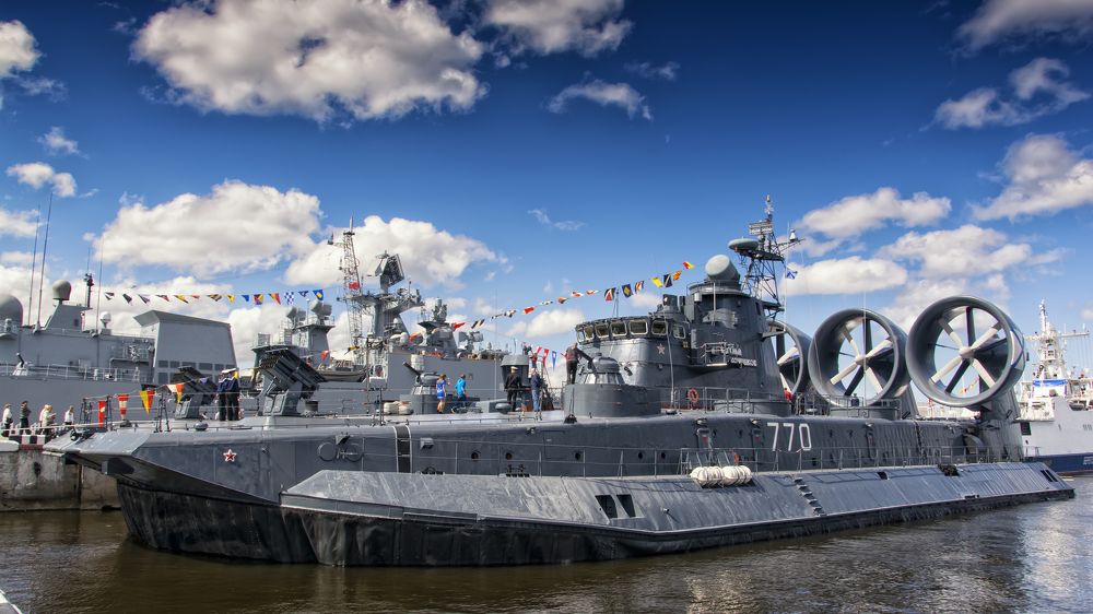 Малый десантный корабль на воздушной подушке  «Евгений Кочешков»