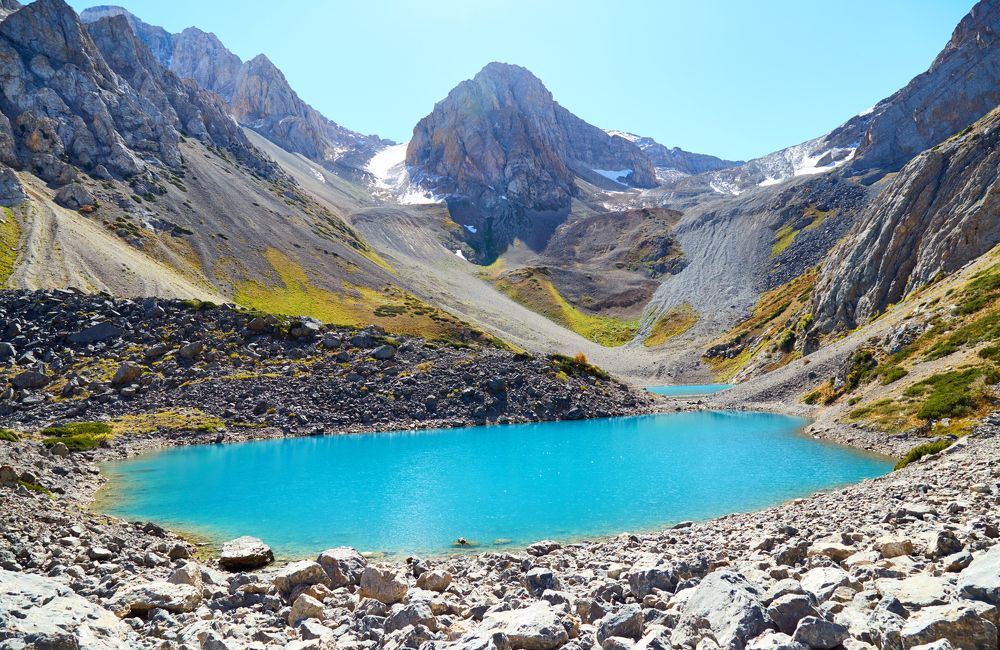 Озеро в горах