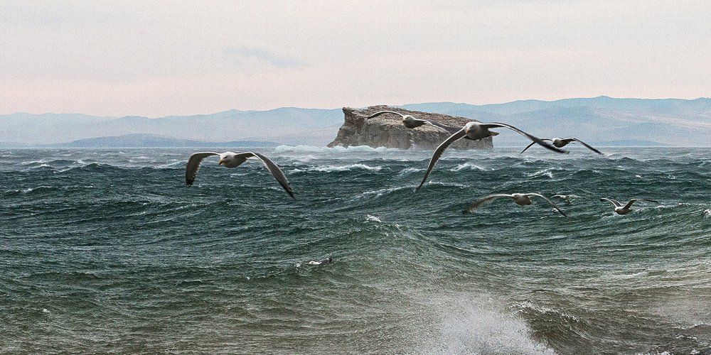 Шторм на Байкале