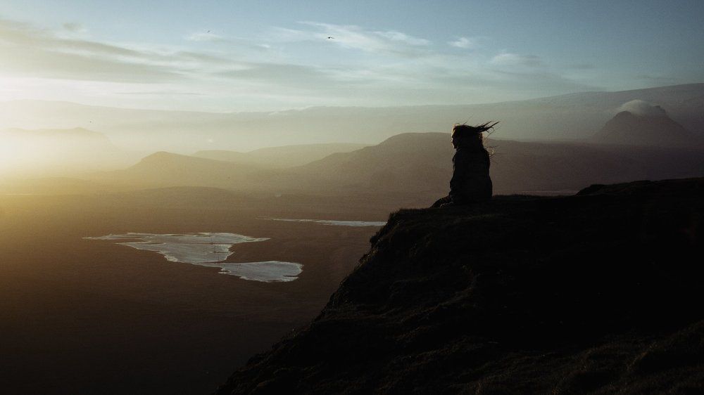 lenka v luchax zakata.