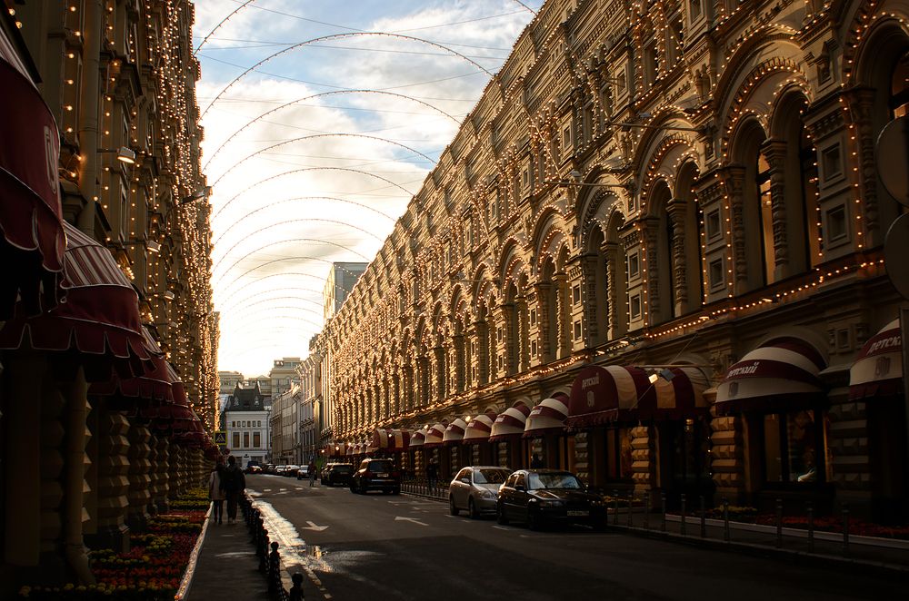 Новый год в июне.