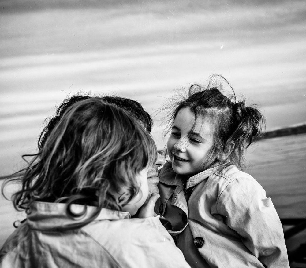 Обе две и их папа