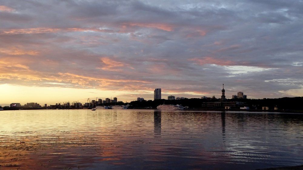 На закате...