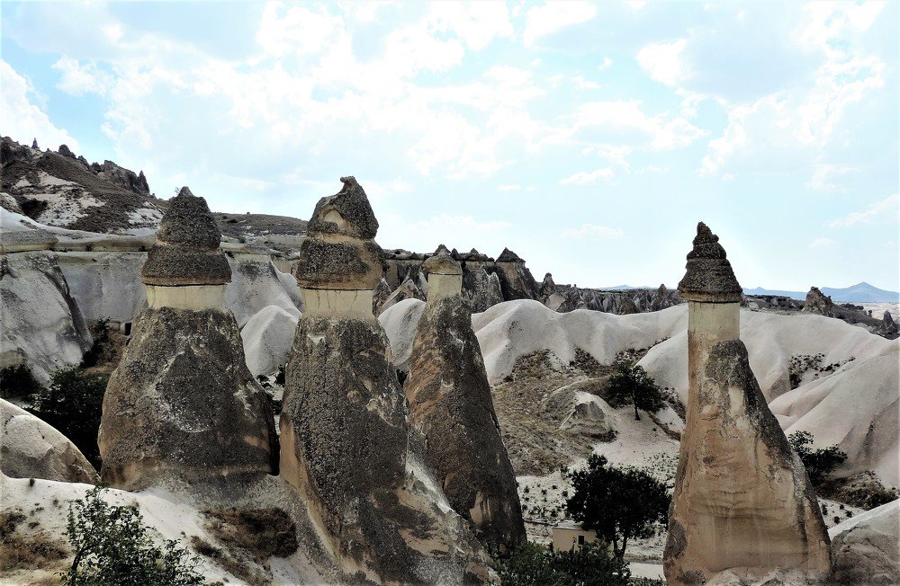 Каменные башни