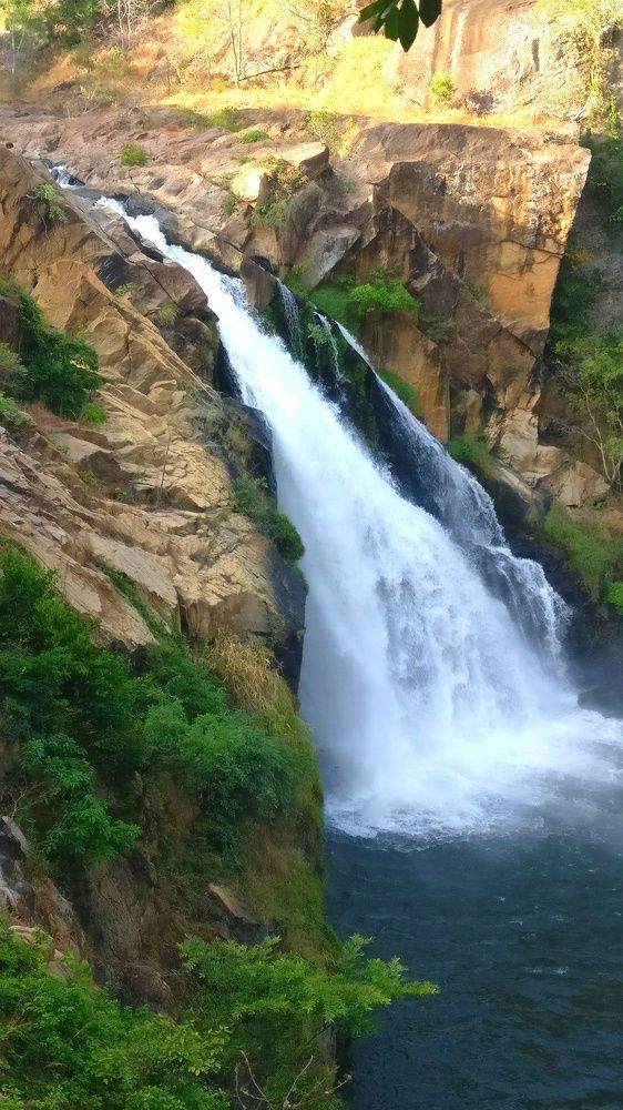 Dhuwili waterfall , Srilanka