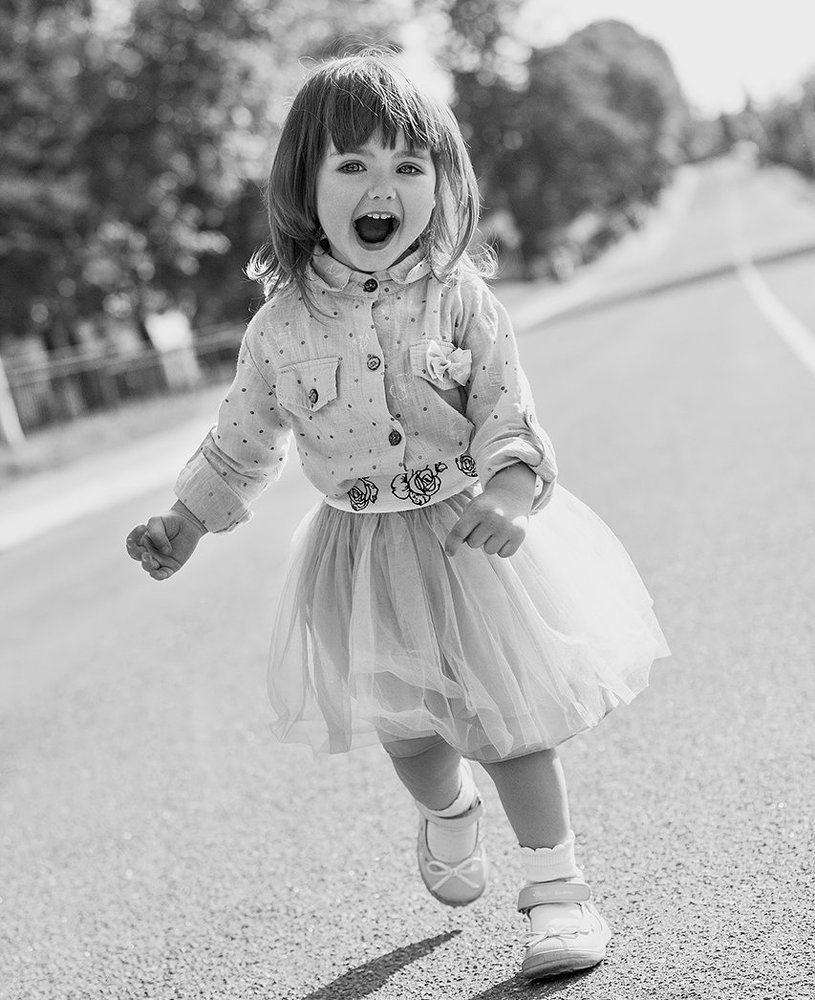 к папе на ручки)