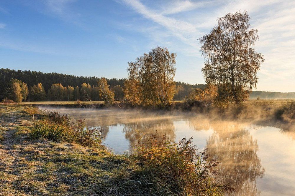 У реки два берега
