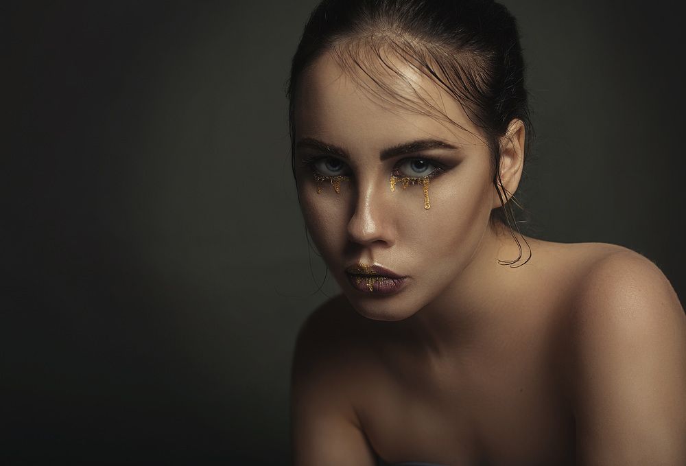 Девушка с загадкой