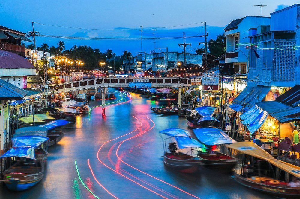 Amphawa Floating market
