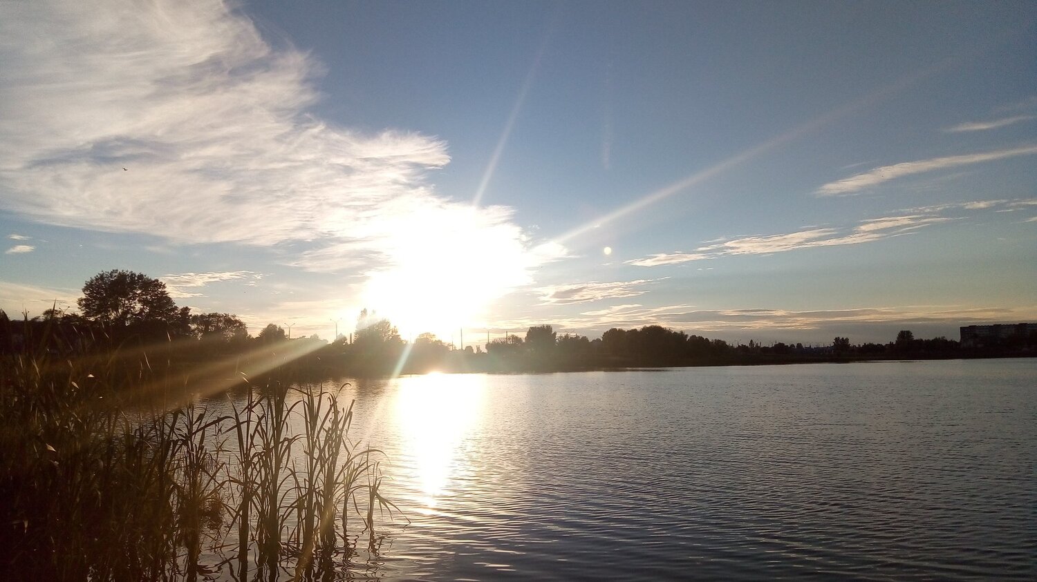 Закат над городом