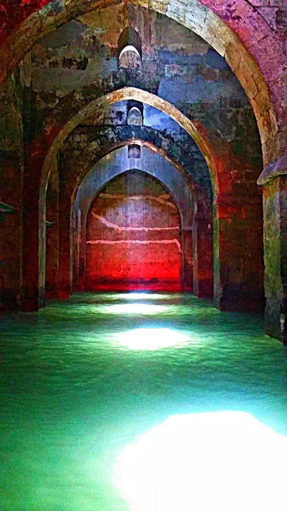 Photograph by Kandubasha