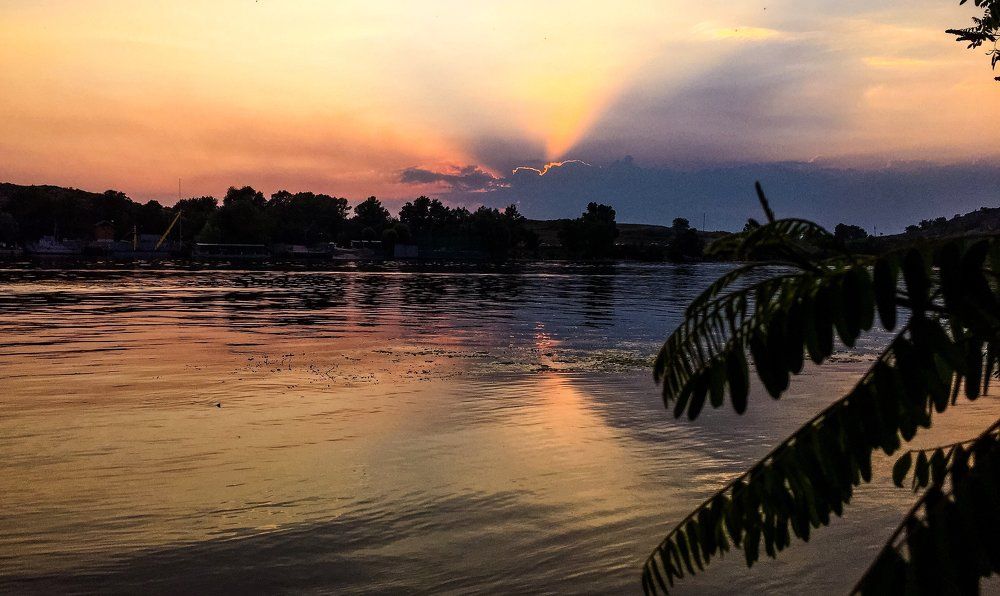 Sunset over the Dnieper