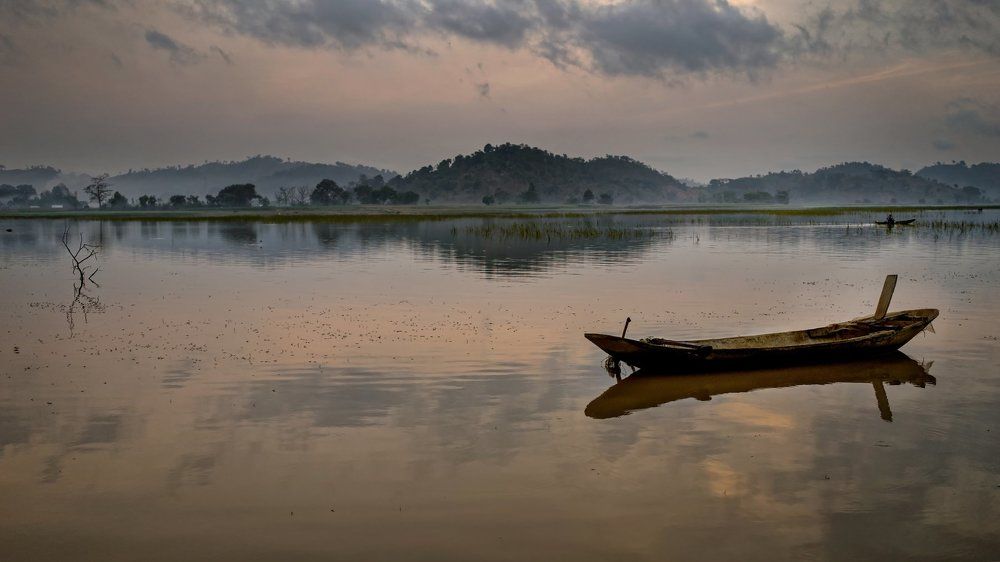 Рассвет на озере Лак