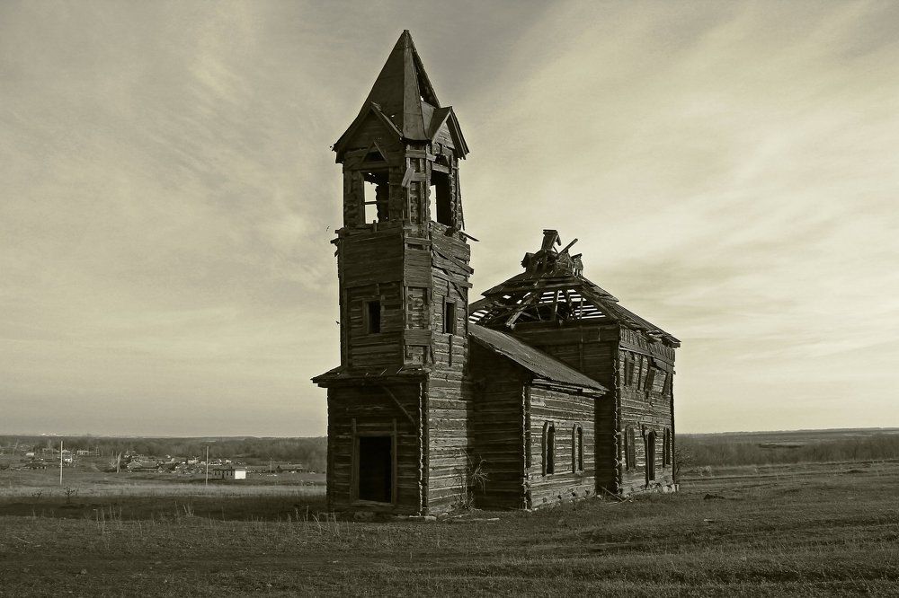 Заброшенная церковь