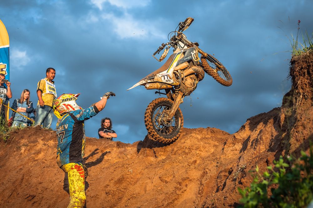 Сбежавший мотоцикл.