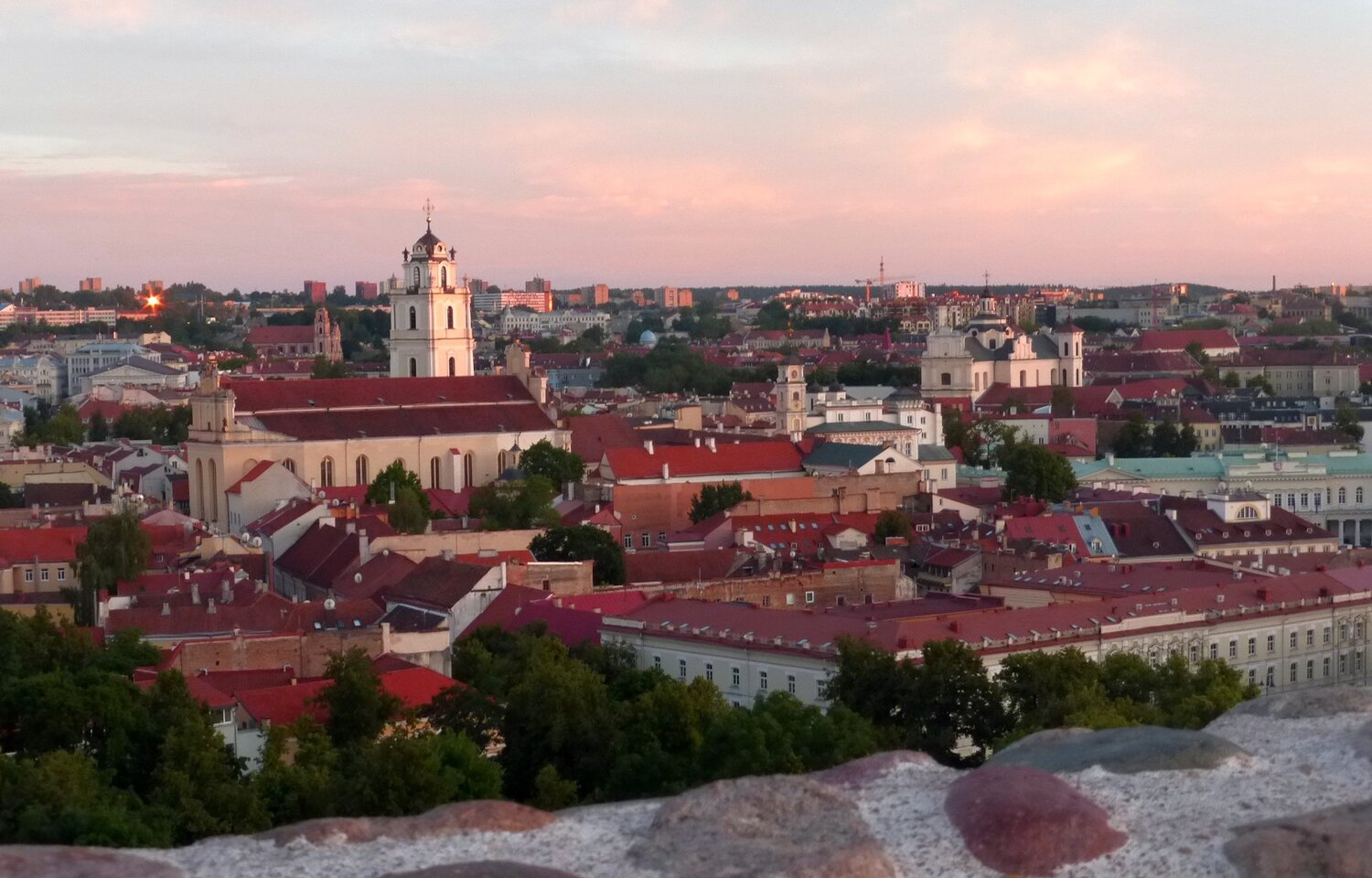 Панорама вечернего города