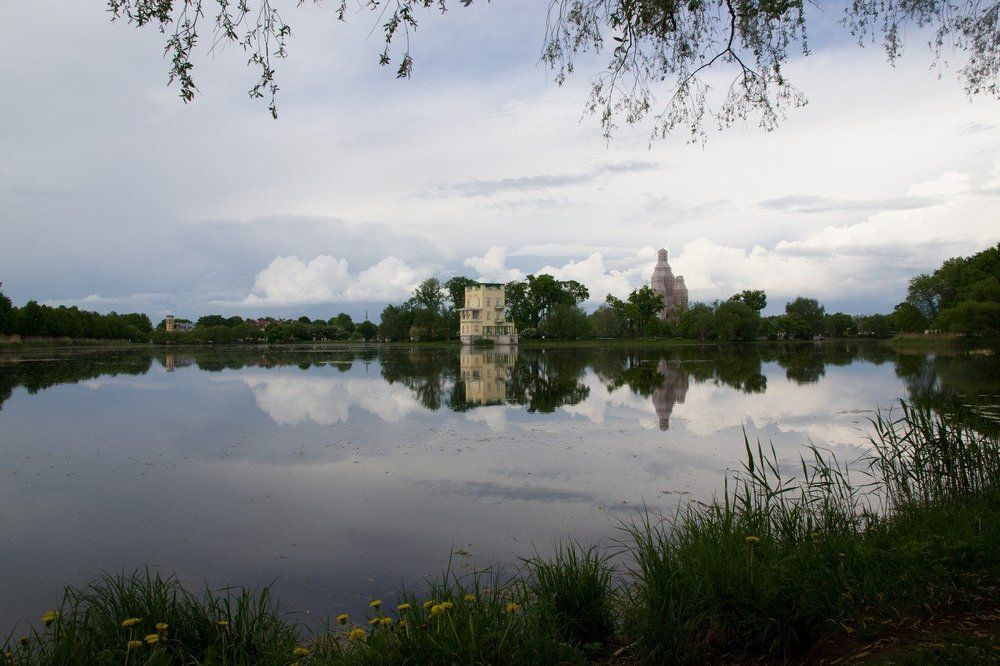 Ольгин пруд в ПЕтергофе