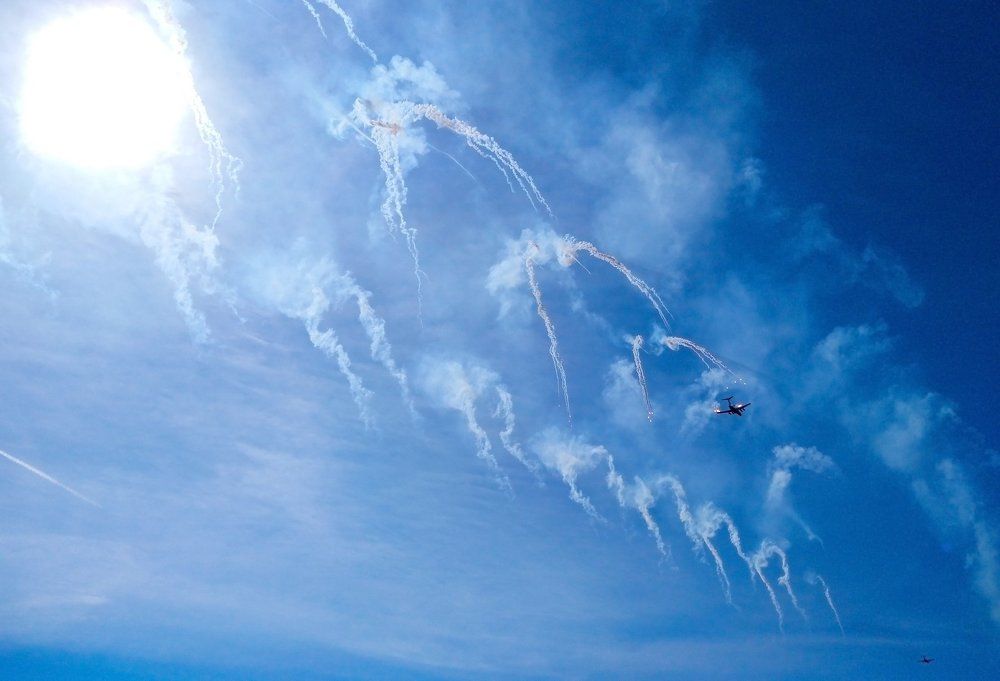 Нас не догонишь!