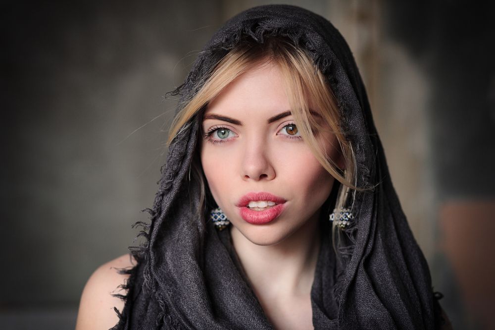 Изумительная  Кира