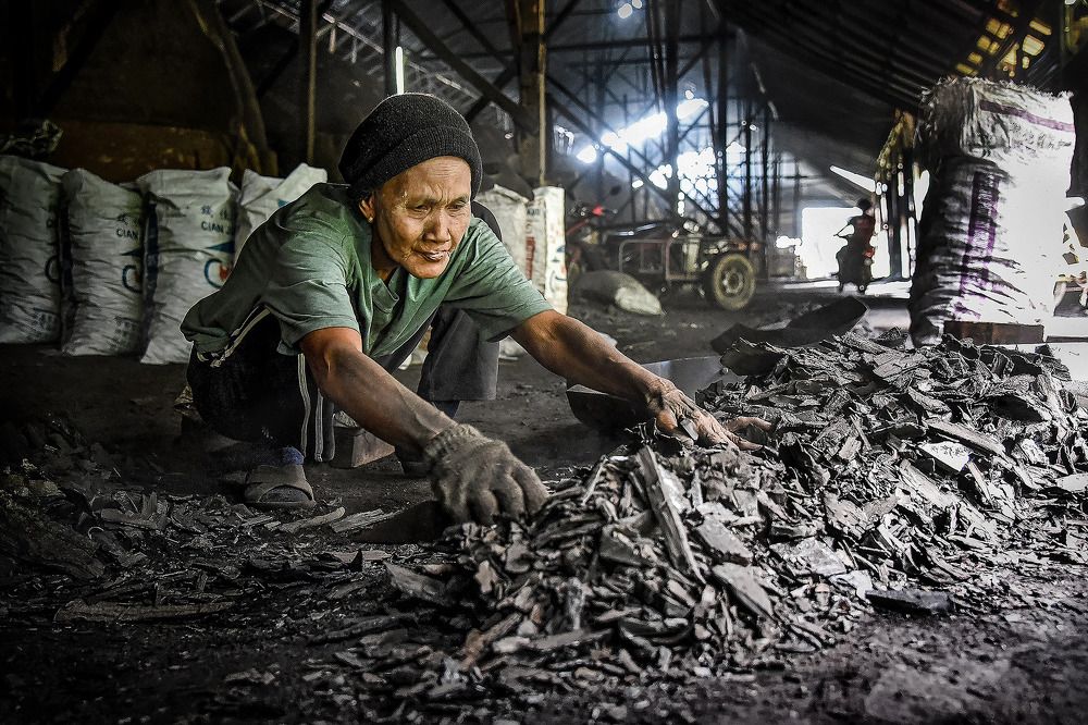 Charcoal workers