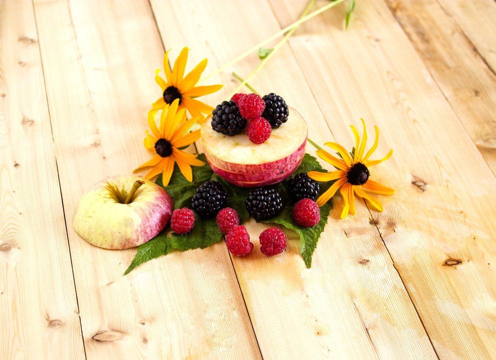 Ягодки мои.