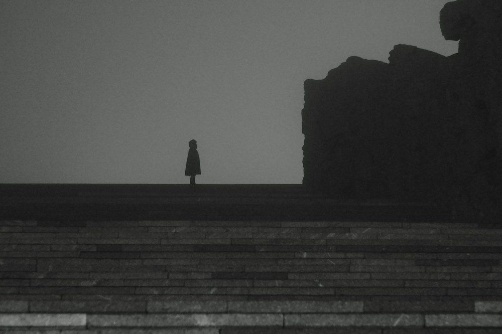 Стены-руины