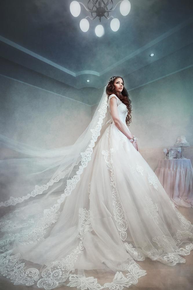 Девушка - загадка