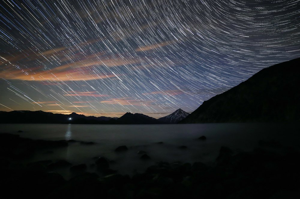 Далеких созвездии иные миры