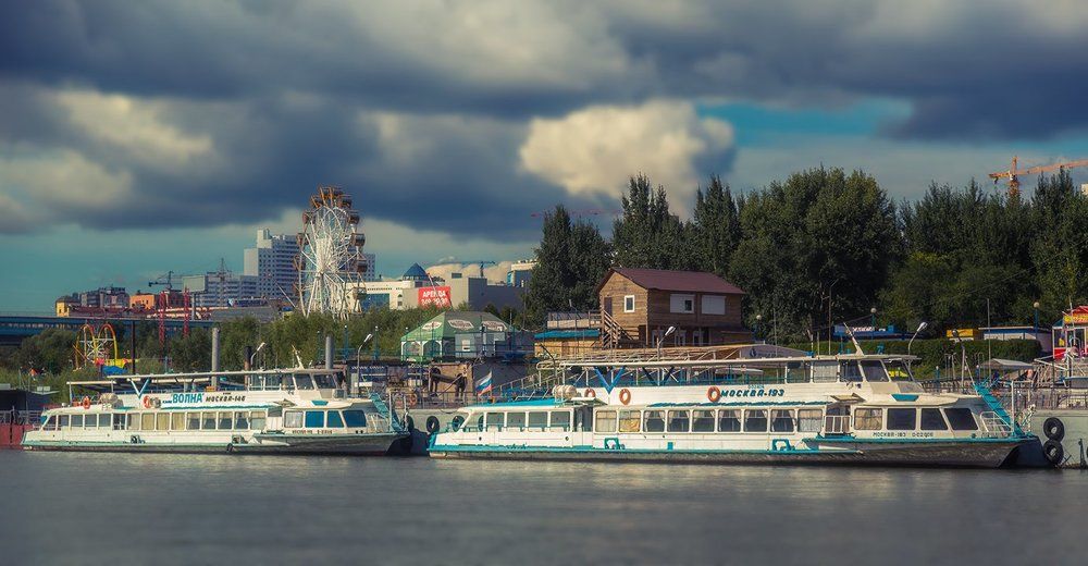 На пристани