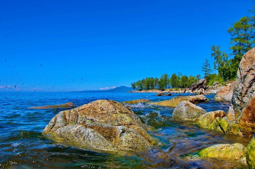 Спокойные воды Байкала