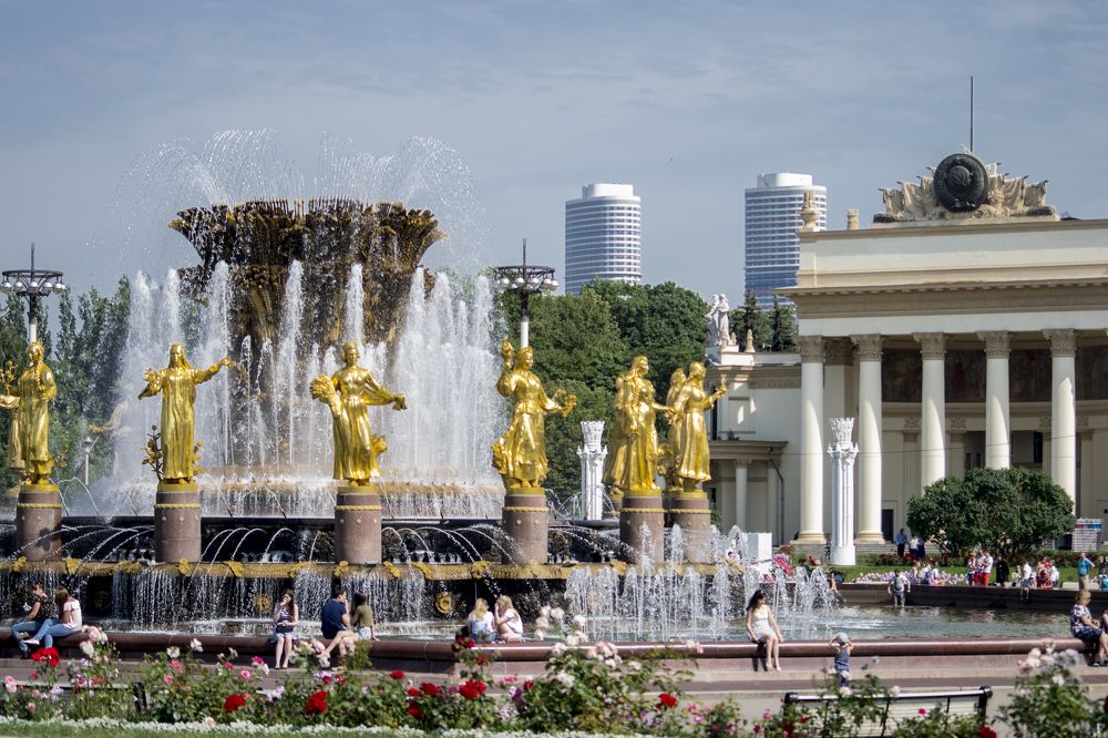 жаркий полдень