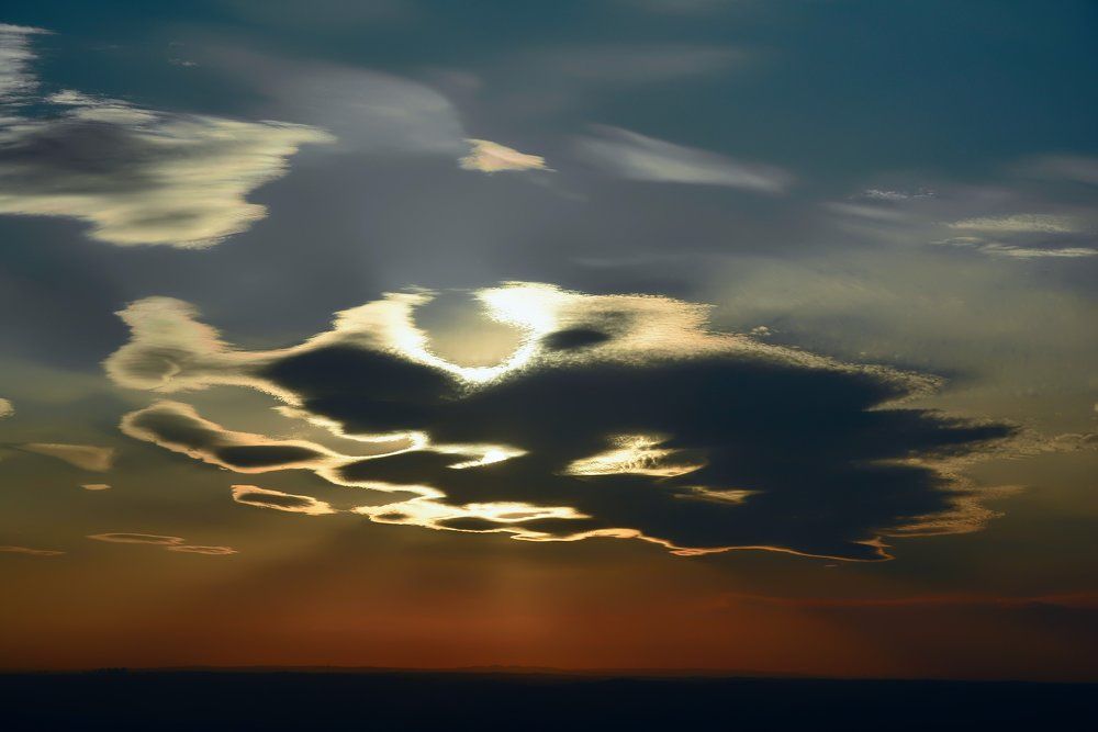 Закатное облако