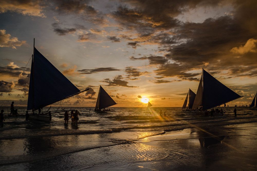 Paraw Sailing