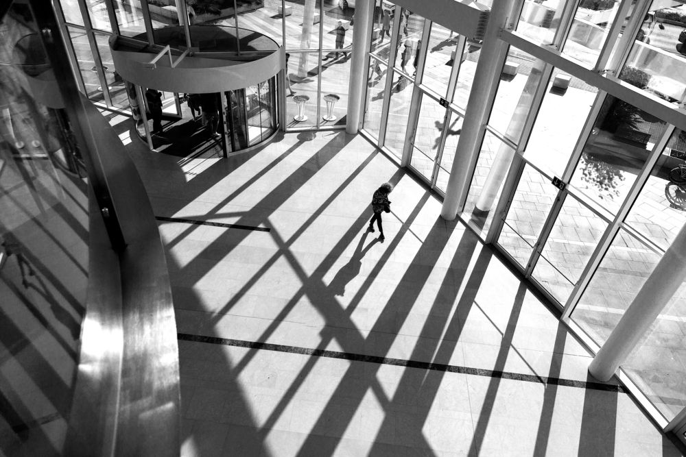 Shadows-lines-reflex