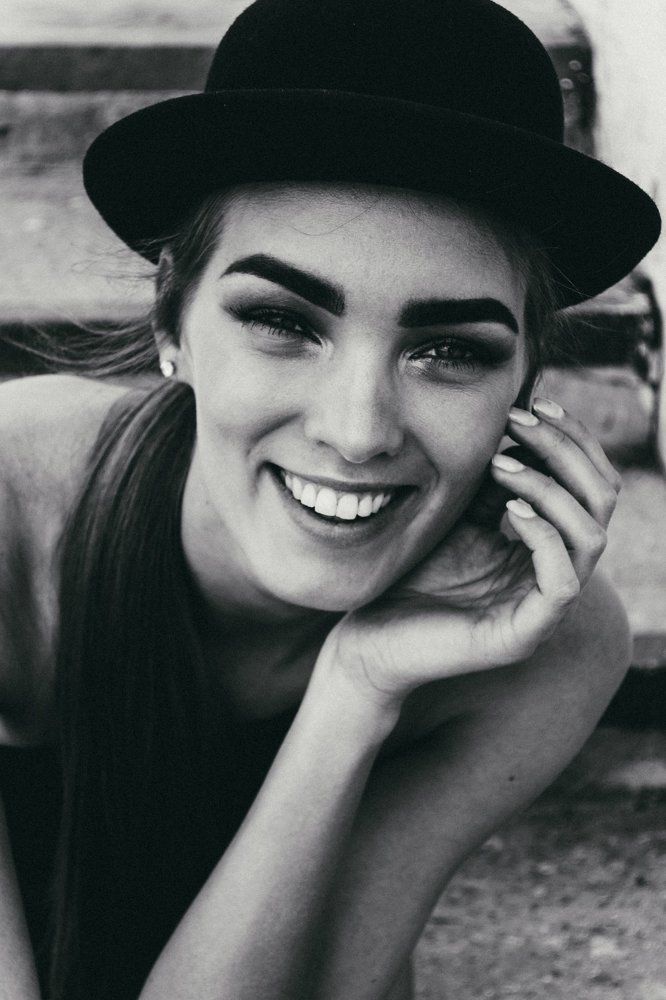 Улыбнись для меня