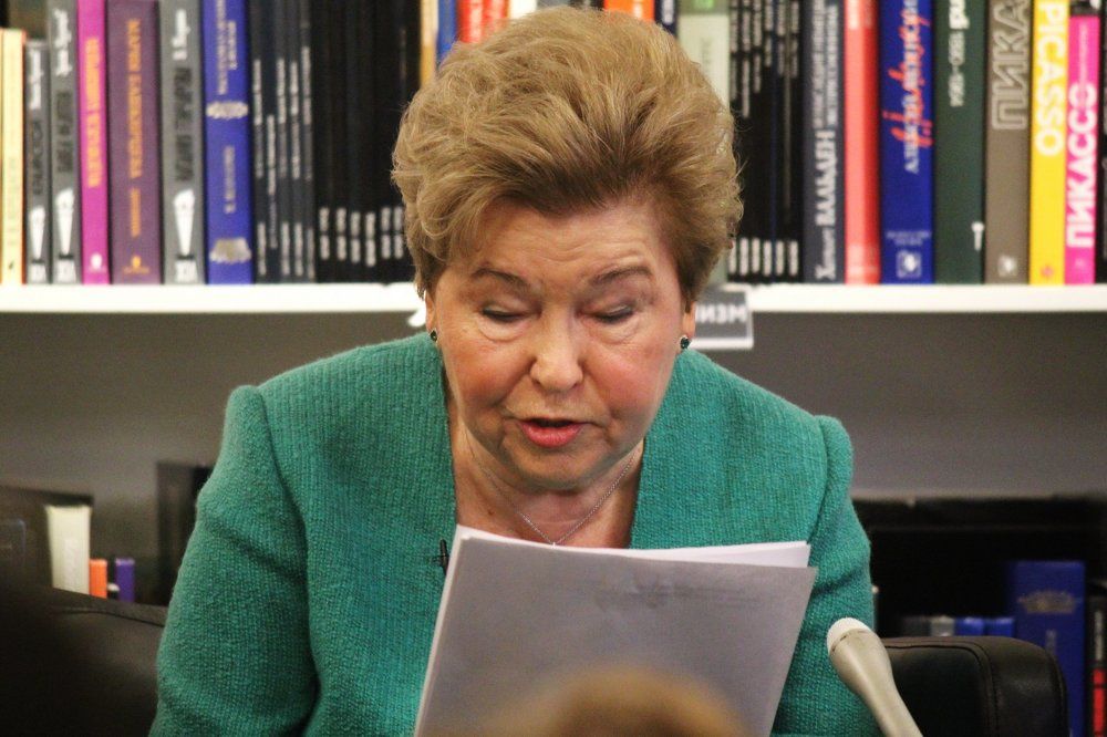 Naina Yeltsin reads fragments of his memoirs