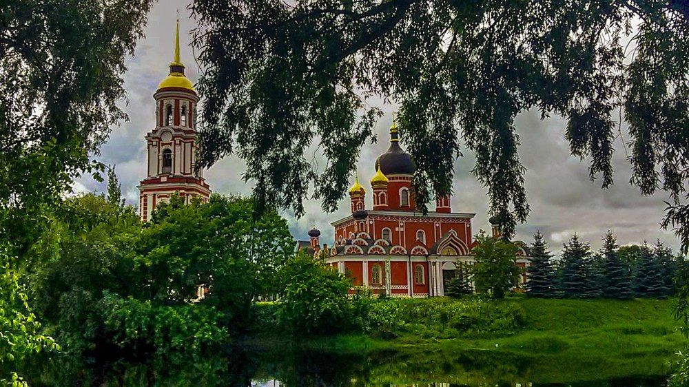 В безмолвном ожидании