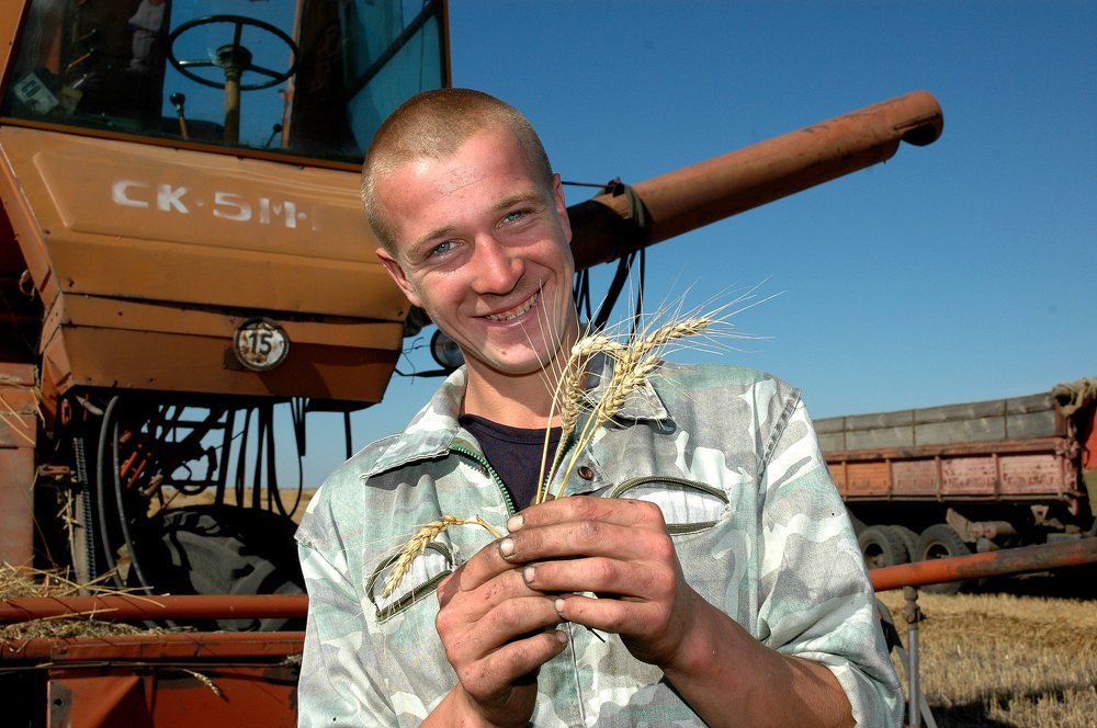Хлебороб.