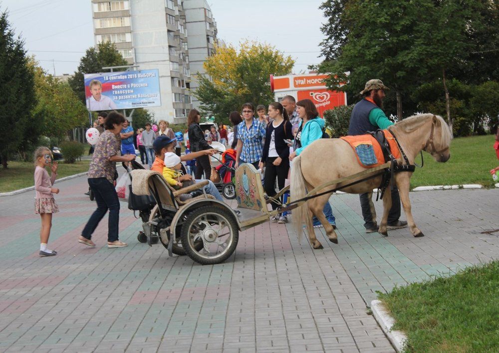 Повозка на празднике.